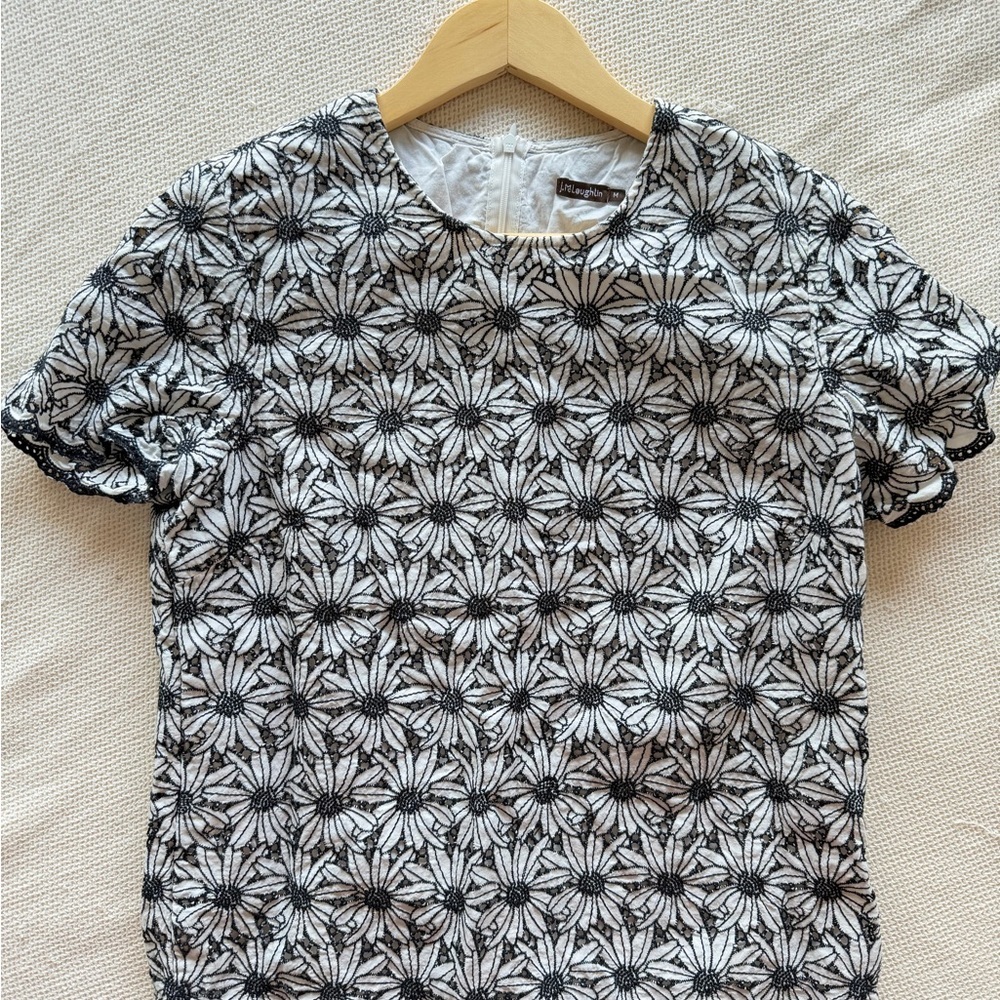 J. McLaughlin Black and White Floral Lace Short Sleeve Top